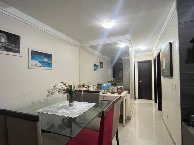 #10 - Apartamento para Venda em Cuiabá - MT - 2