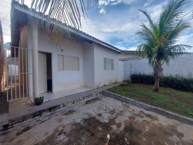#47 - Casa para Venda em Cuiabá - MT - 1